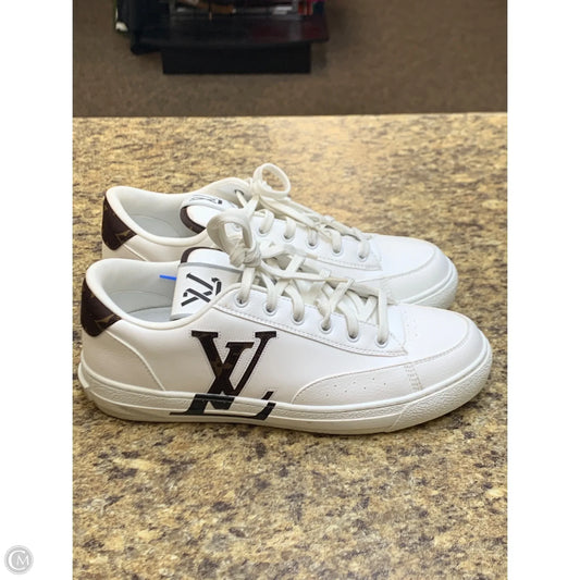 Shoes Luxury Designer By Louis Vuitton In Brown & White, Size: 9.5