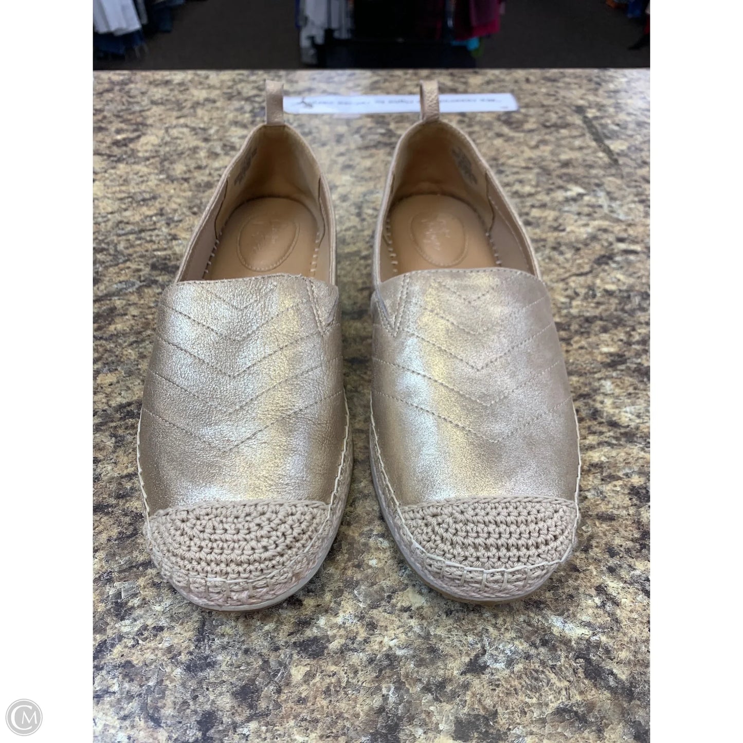 Shoes Flats By Crown Vintage In Gold, Size: 11