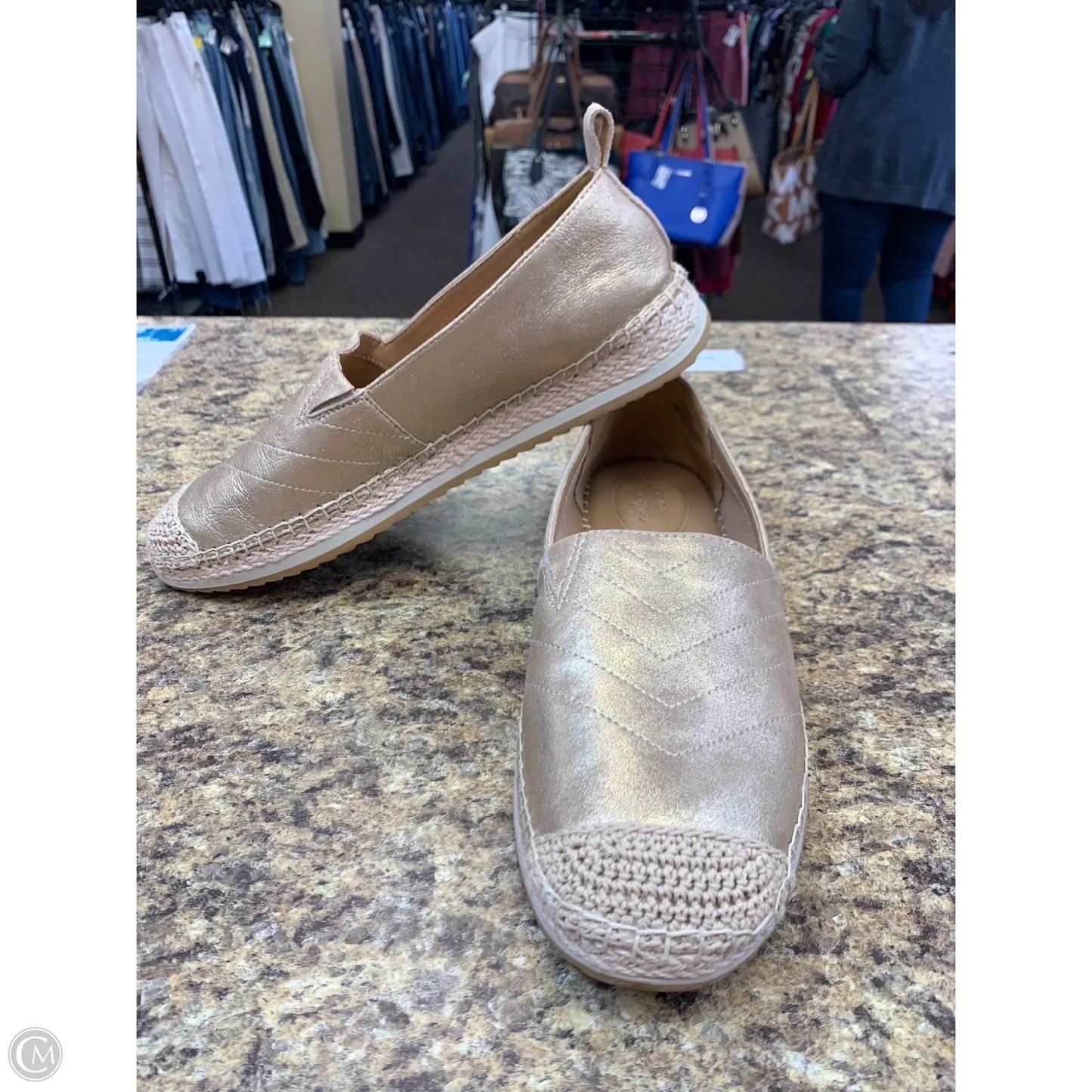 Shoes Flats By Crown Vintage In Gold, Size: 11