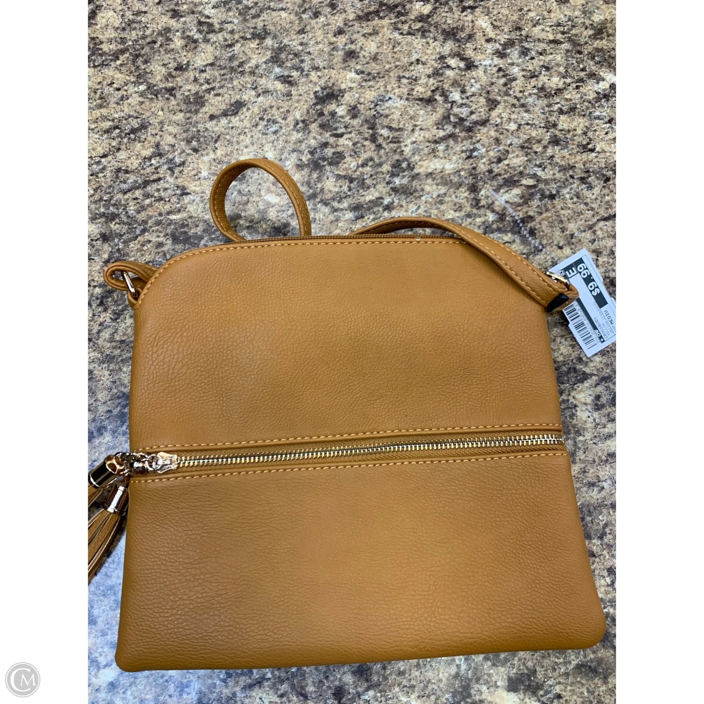 Crossbody By Cmf, Size: Medium