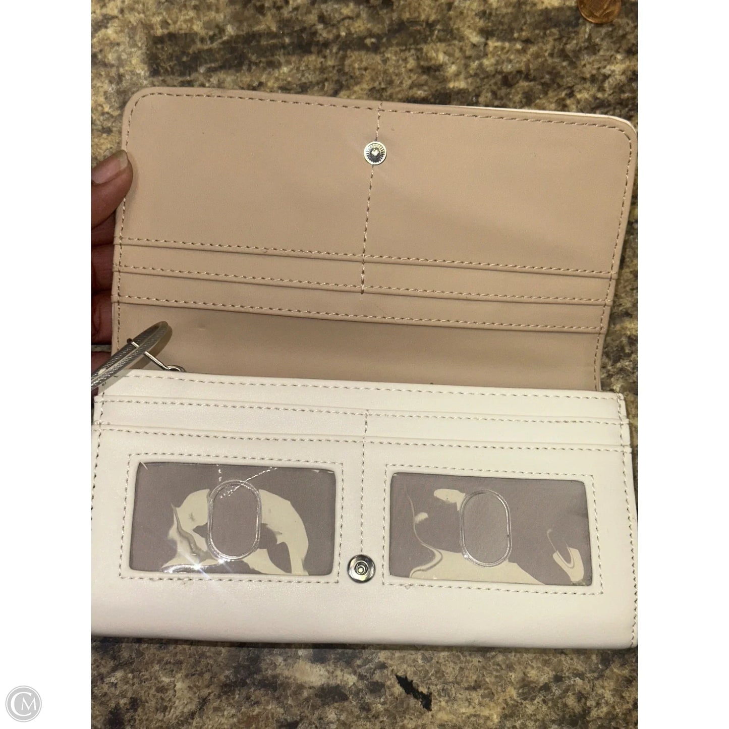 Wallet By Clothes Mentor, Size: Medium
