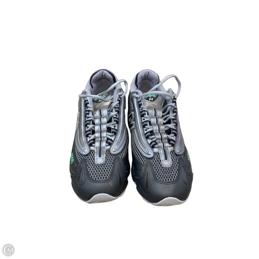 Shoes Athletic By New Balance In Grey, Size: 11