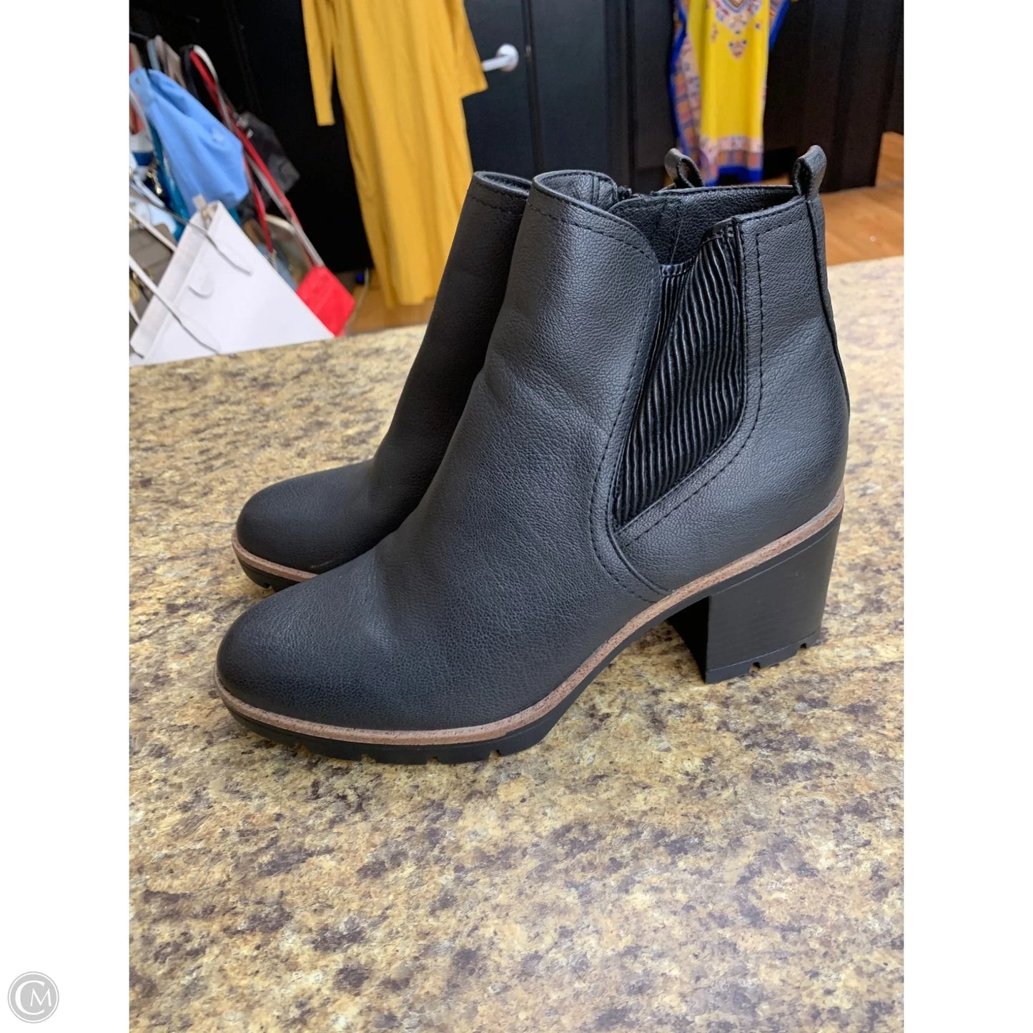 Boots Ankle Heels By Naturalizer In Black, Size: 8.5