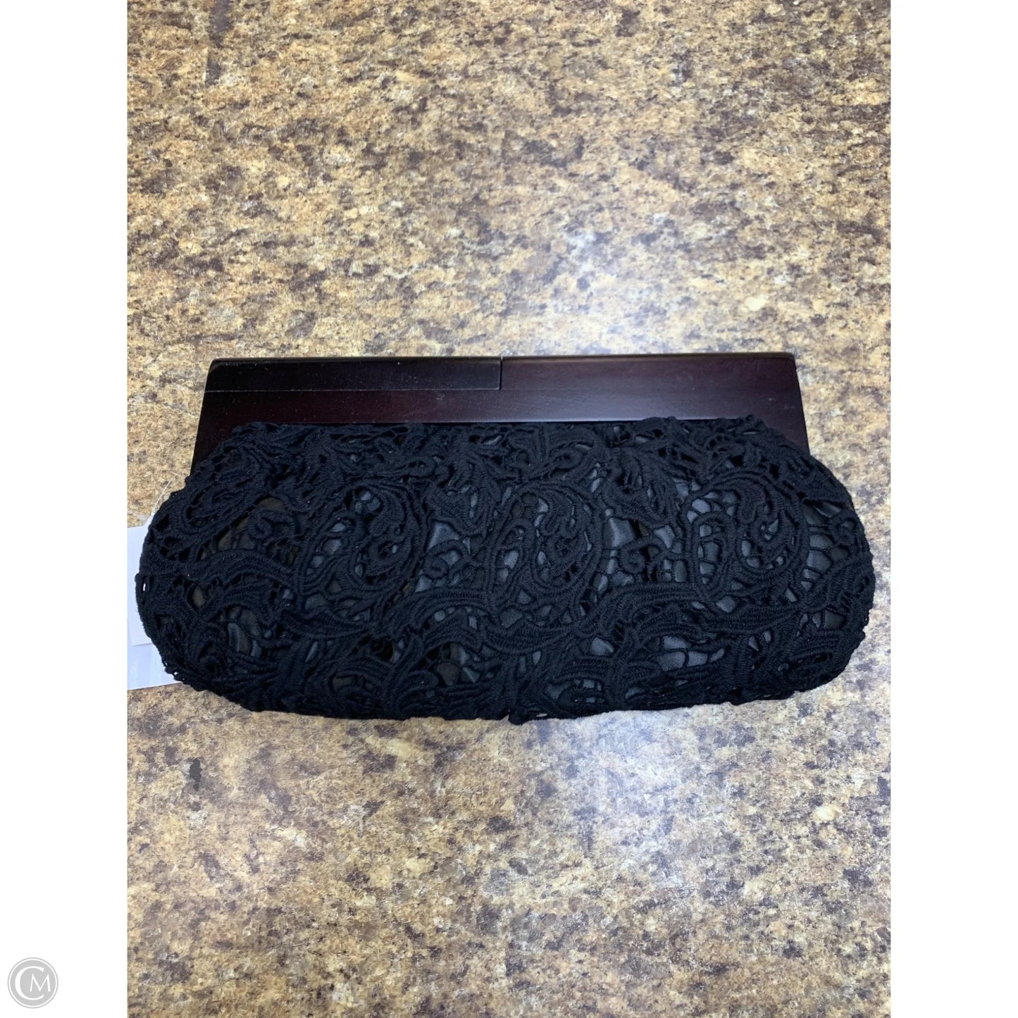 Clutch By Cmf, Size: Large