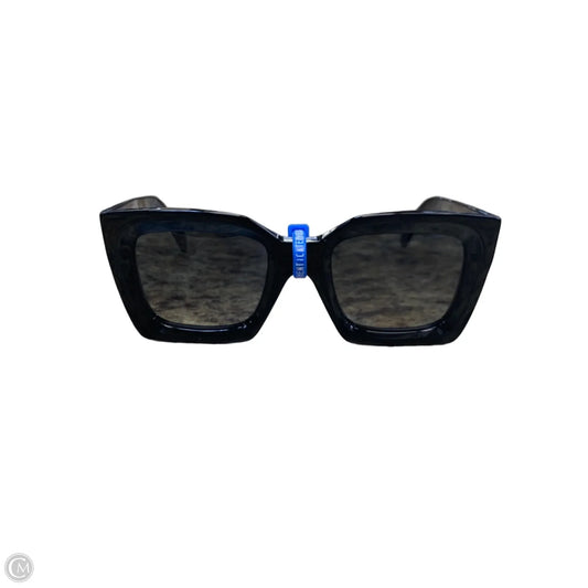 Sunglasses Luxury Designer By Celine, Size: Medium