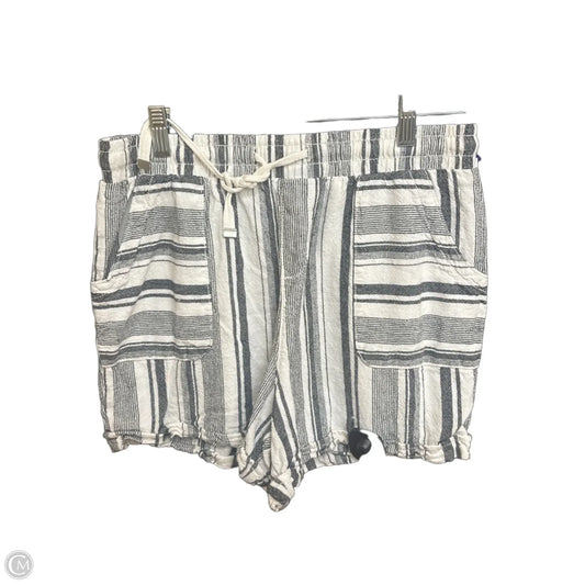 Shorts By Time And Tru In Black & White, Size: S