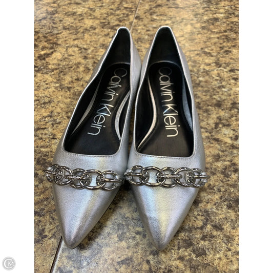 Shoes Flats By Calvin Klein In Silver, Size: 7