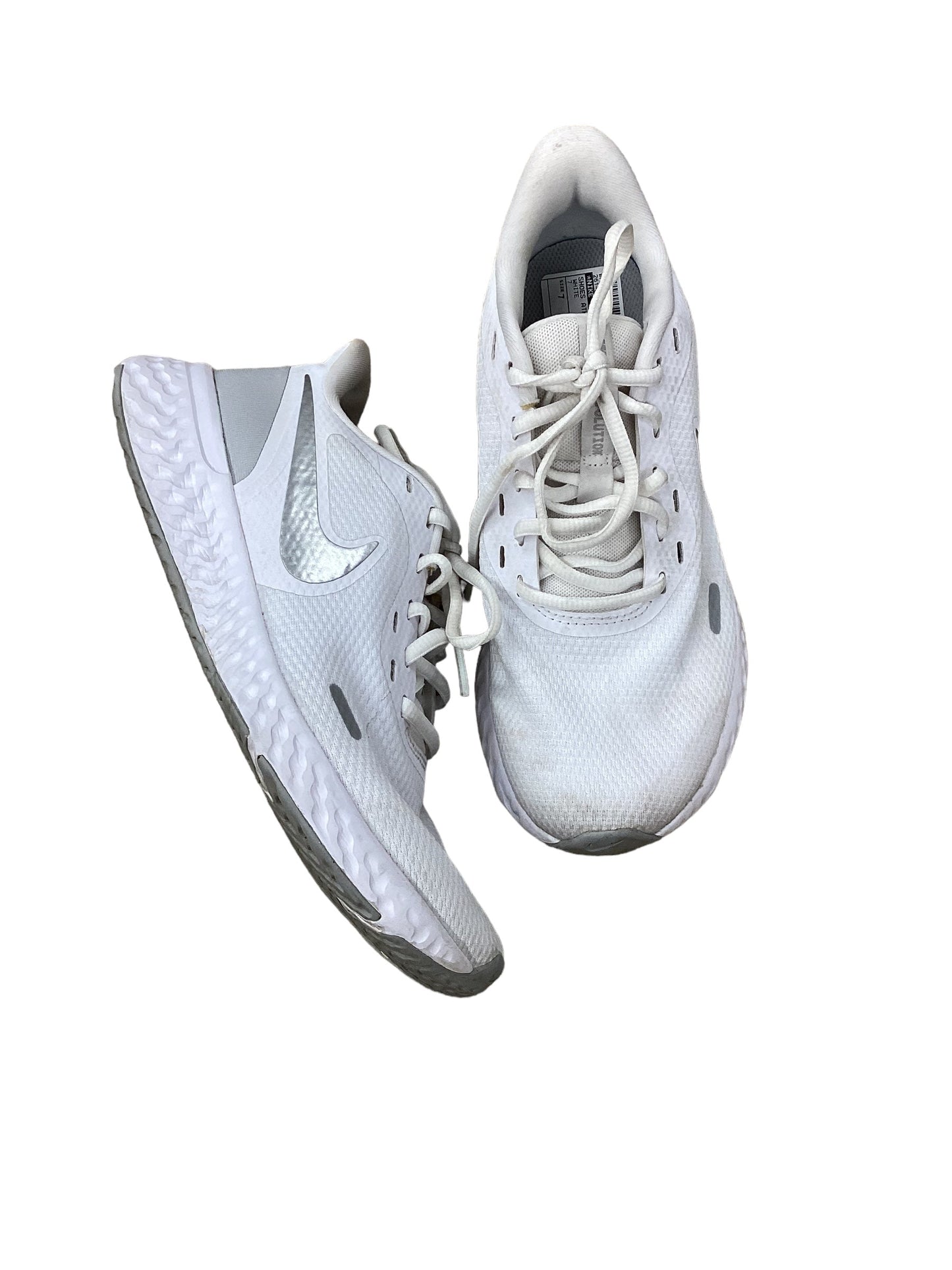 Shoes Athletic By Nike In White, Size: 7