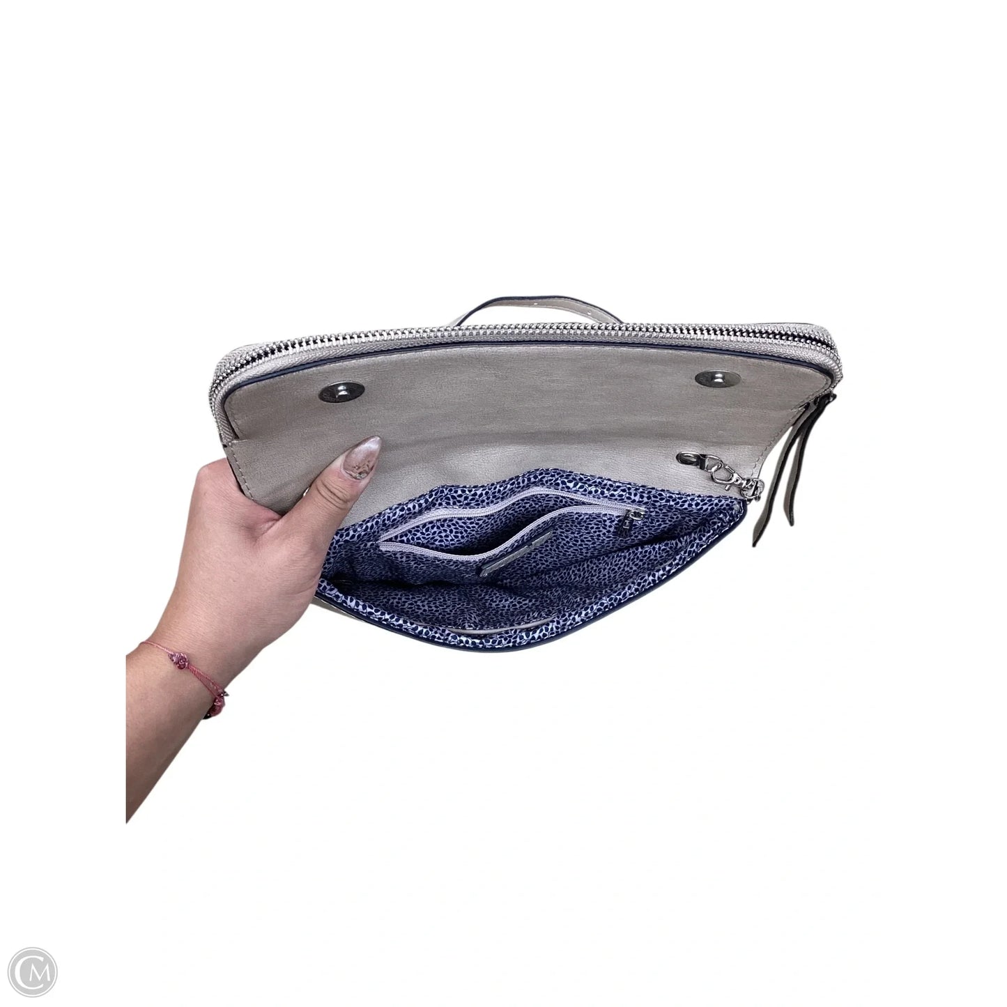 Crossbody By Clothes Mentor, Size: Medium