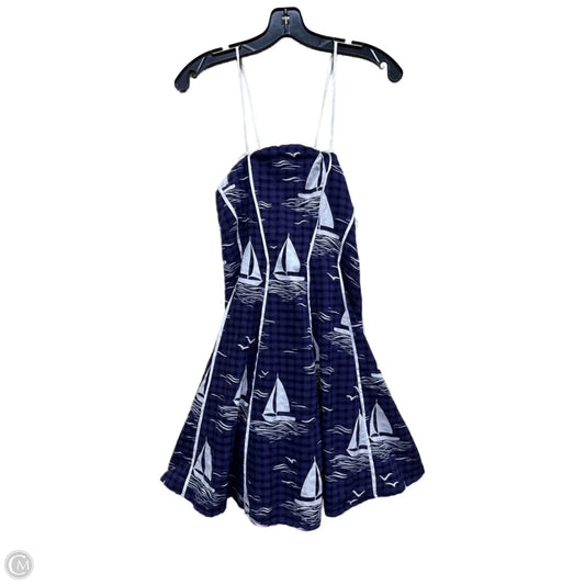 Dress Casual Short By Clothes Mentor In Blue & White, Size: M