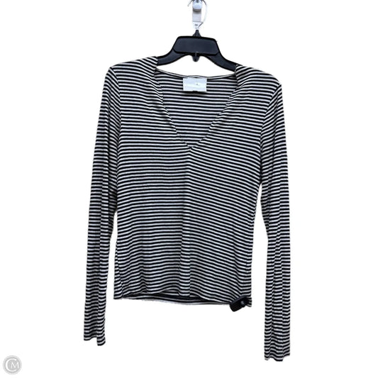 Top Long Sleeve By Socialite In Striped Pattern, Size: S