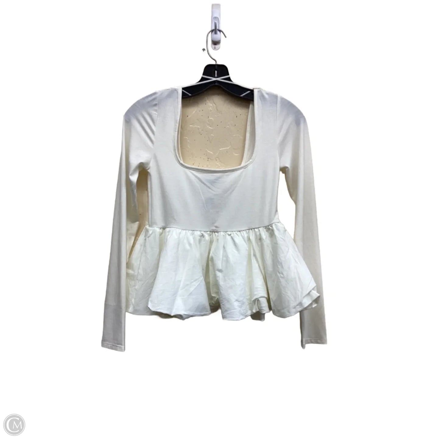 Top Long Sleeve By Silence And Noise In White, Size: S