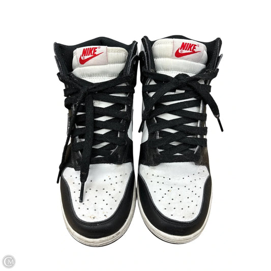 Shoes Sneakers By Nike In Black & White, Size: 7