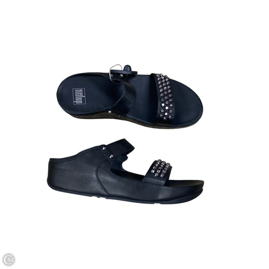 Sandals Flats By Fitflop In Black, Size: 9