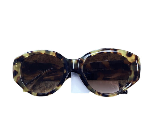 Sunglasses By Clothes Mentor