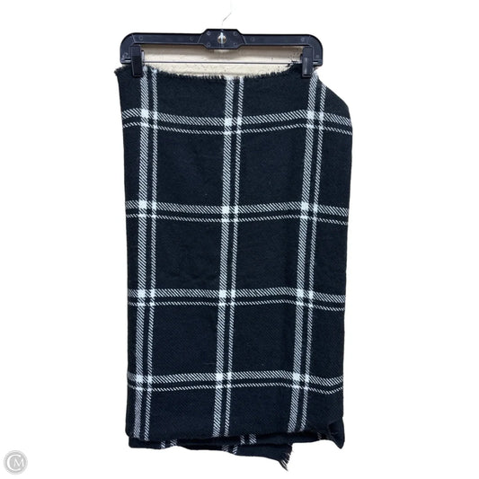 Poncho By Old Navy In Checkered Pattern, Size: Osfm