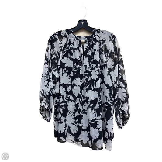Top Long Sleeve By Vince Camuto In Black & White, Size: L