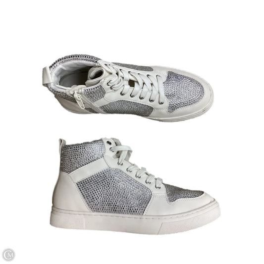Shoes Sneakers By Steve Madden In Silver & White, Size: 7.5