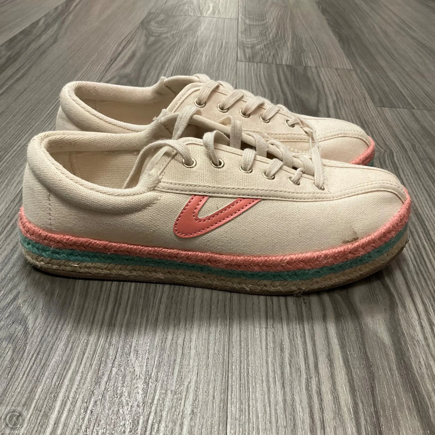 Shoes Sneakers By Clothes Mentor In Multi-colored, Size: 8