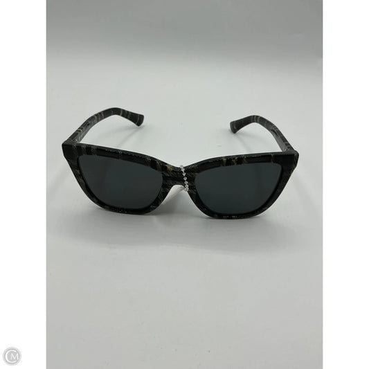 Sunglasses Luxury Designer By Burberry, Size: Large