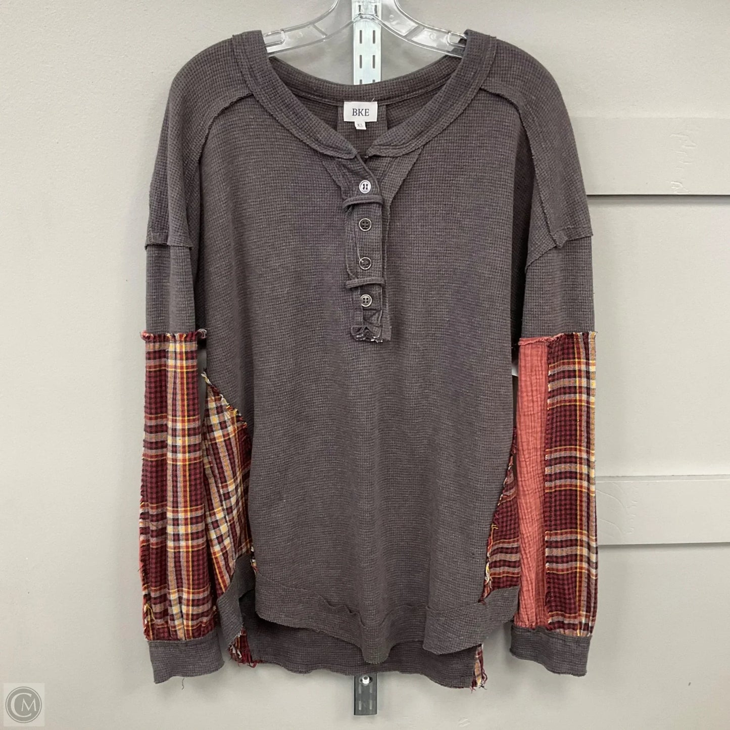Top Long Sleeve By Bke In Brown, Size: Xl
