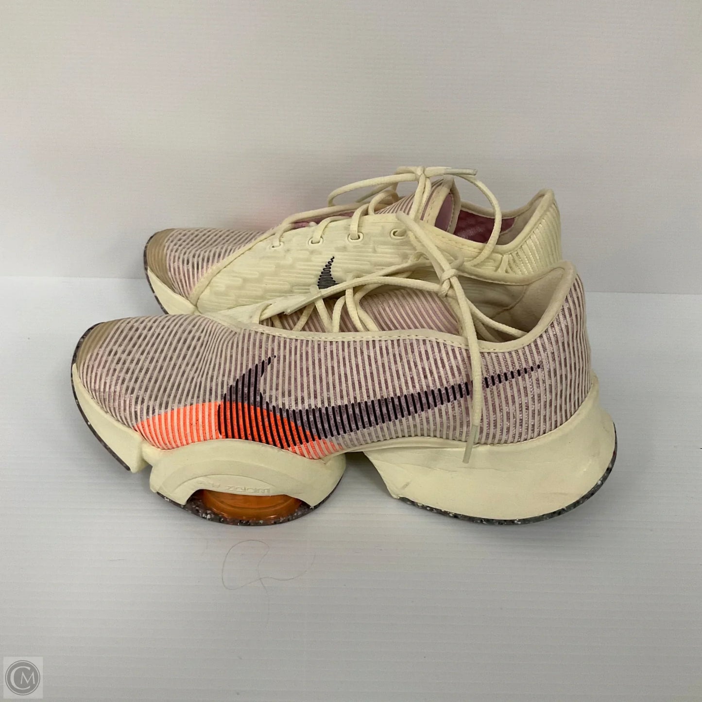 Shoes Athletic By Nike In Cream, Size: 8