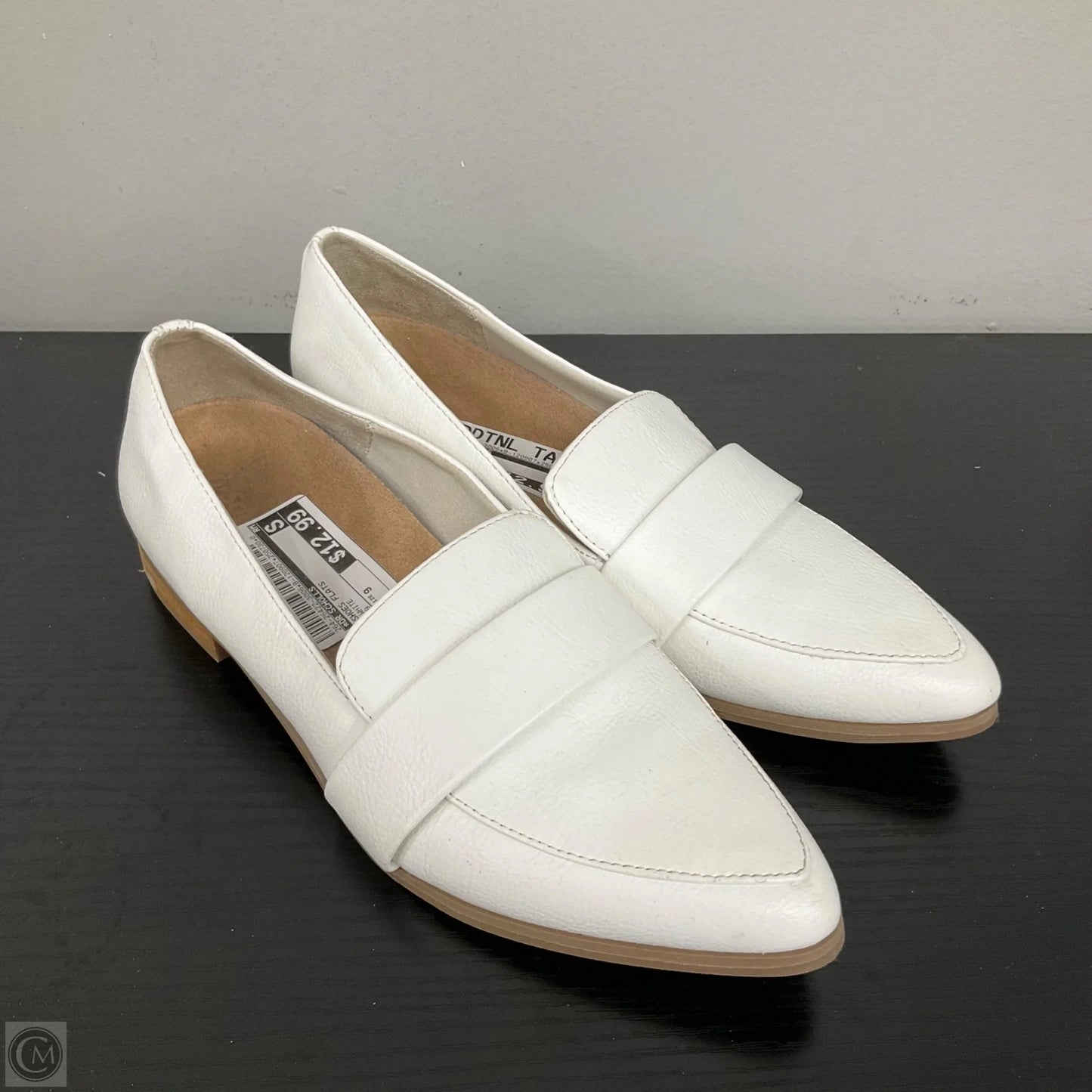 Shoes Flats By Dr Scholls In White, Size: 9