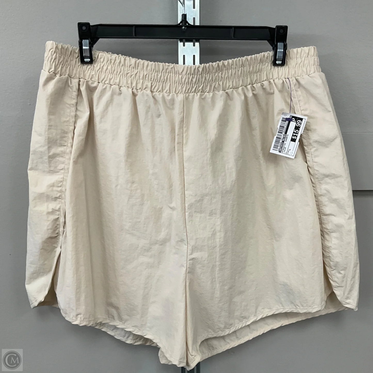 Athletic Shorts By Antonio Melani In Cream, Size: L