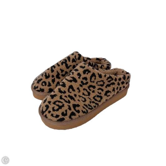Shoes Flats By Aerie In Animal Print, Size: 8
