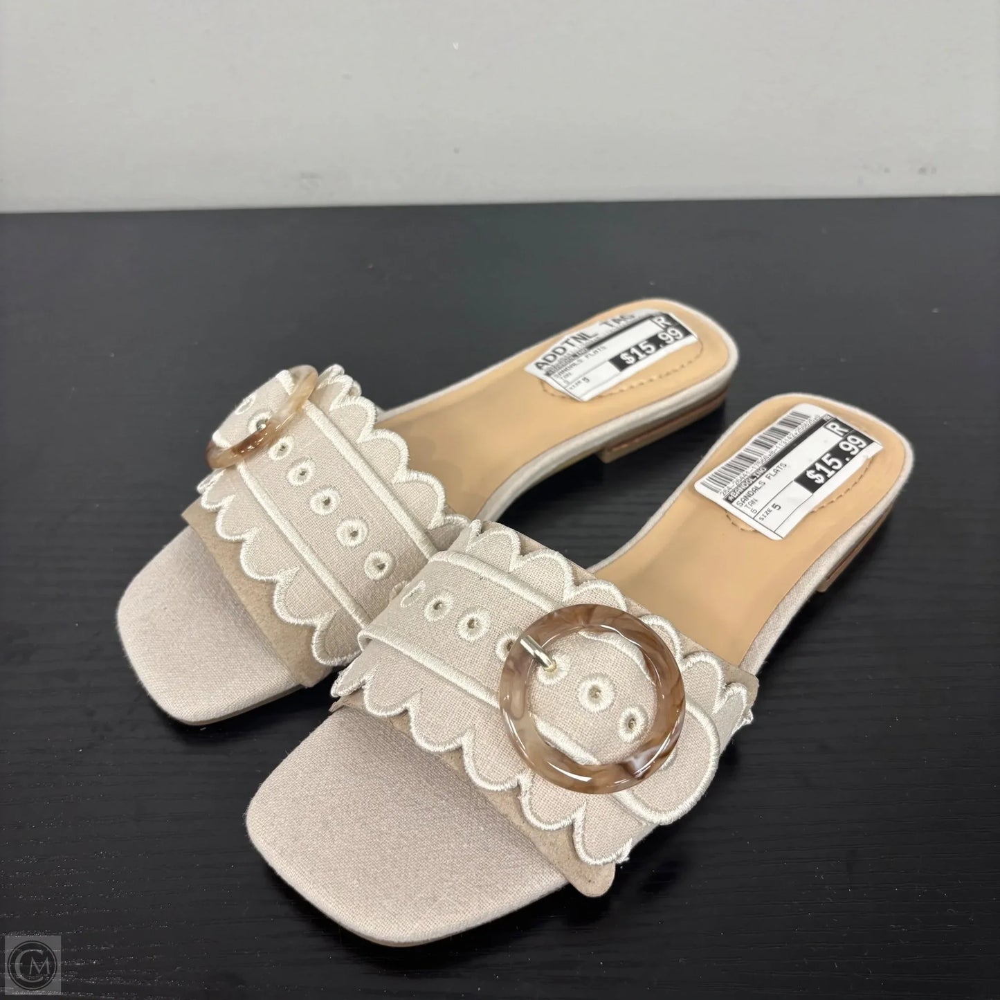 Sandals Flats By Bandolino In Tan, Size: 5