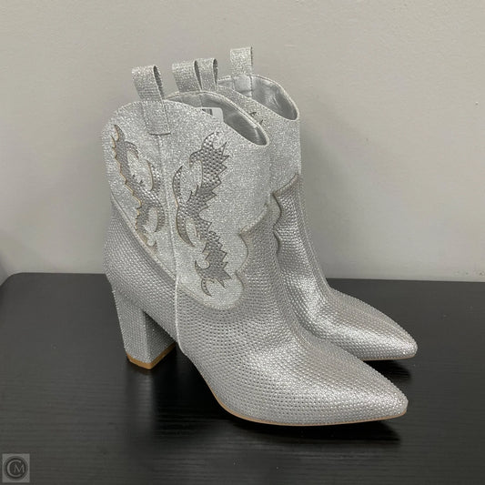 Boots Ankle Heels By Altard State In Silver, Size: 10