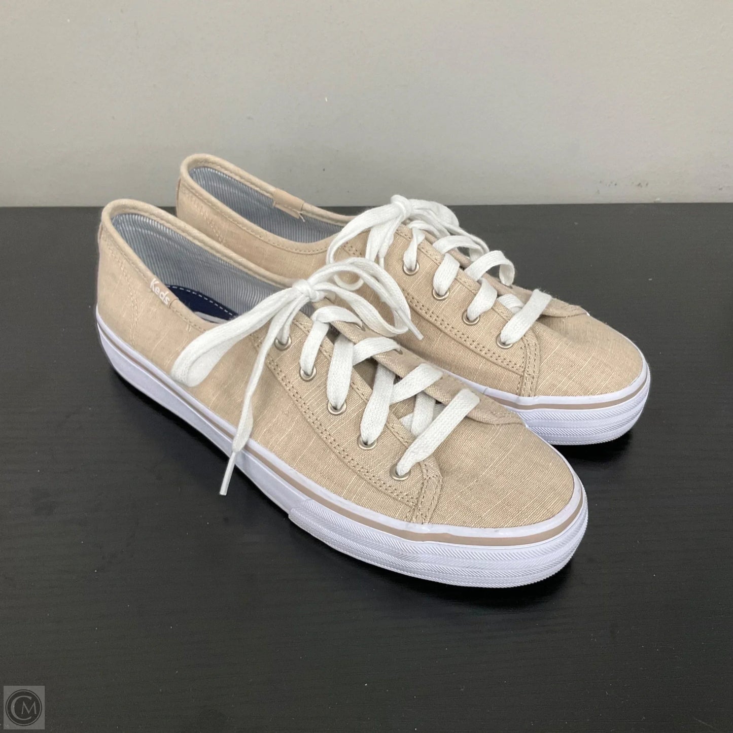 Shoes Sneakers By Keds In Tan, Size: 7.5