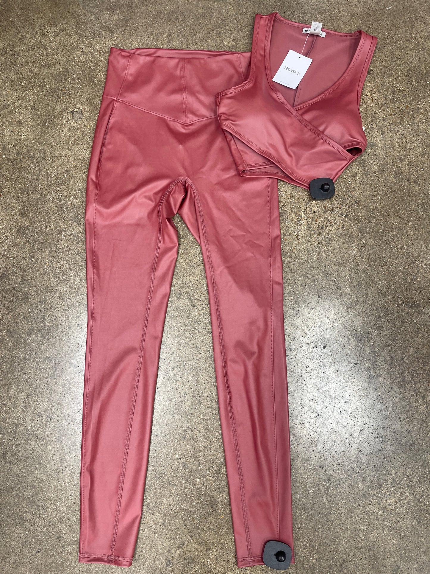 Red Athletic Pants 2pc Forever 21, Size S