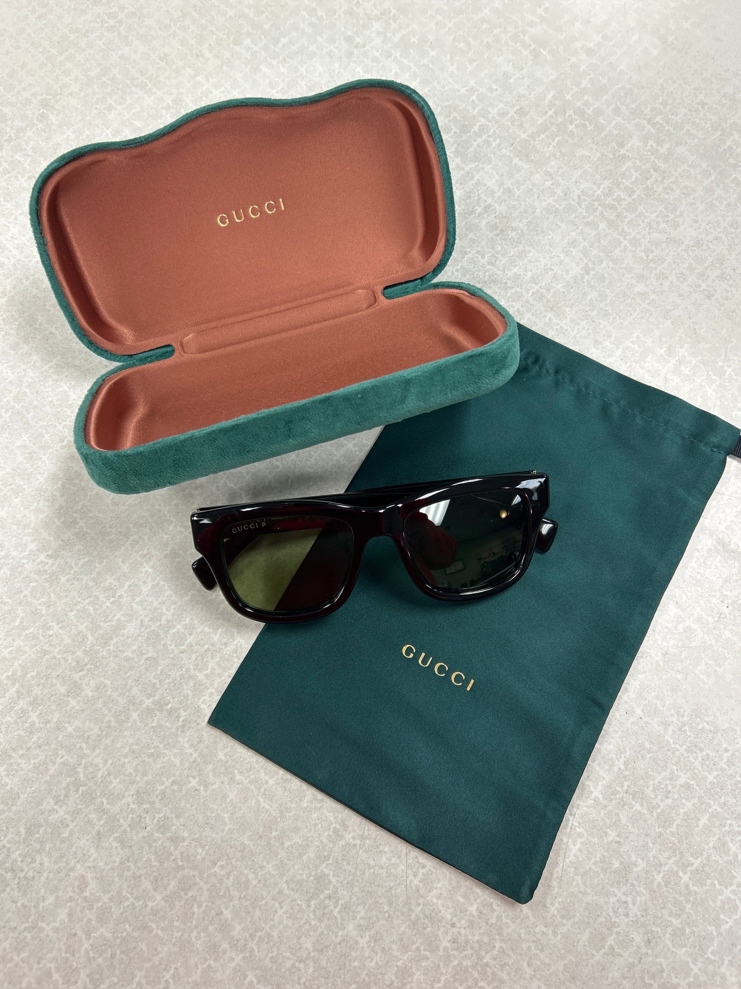 Sunglasses Designer By Gucci