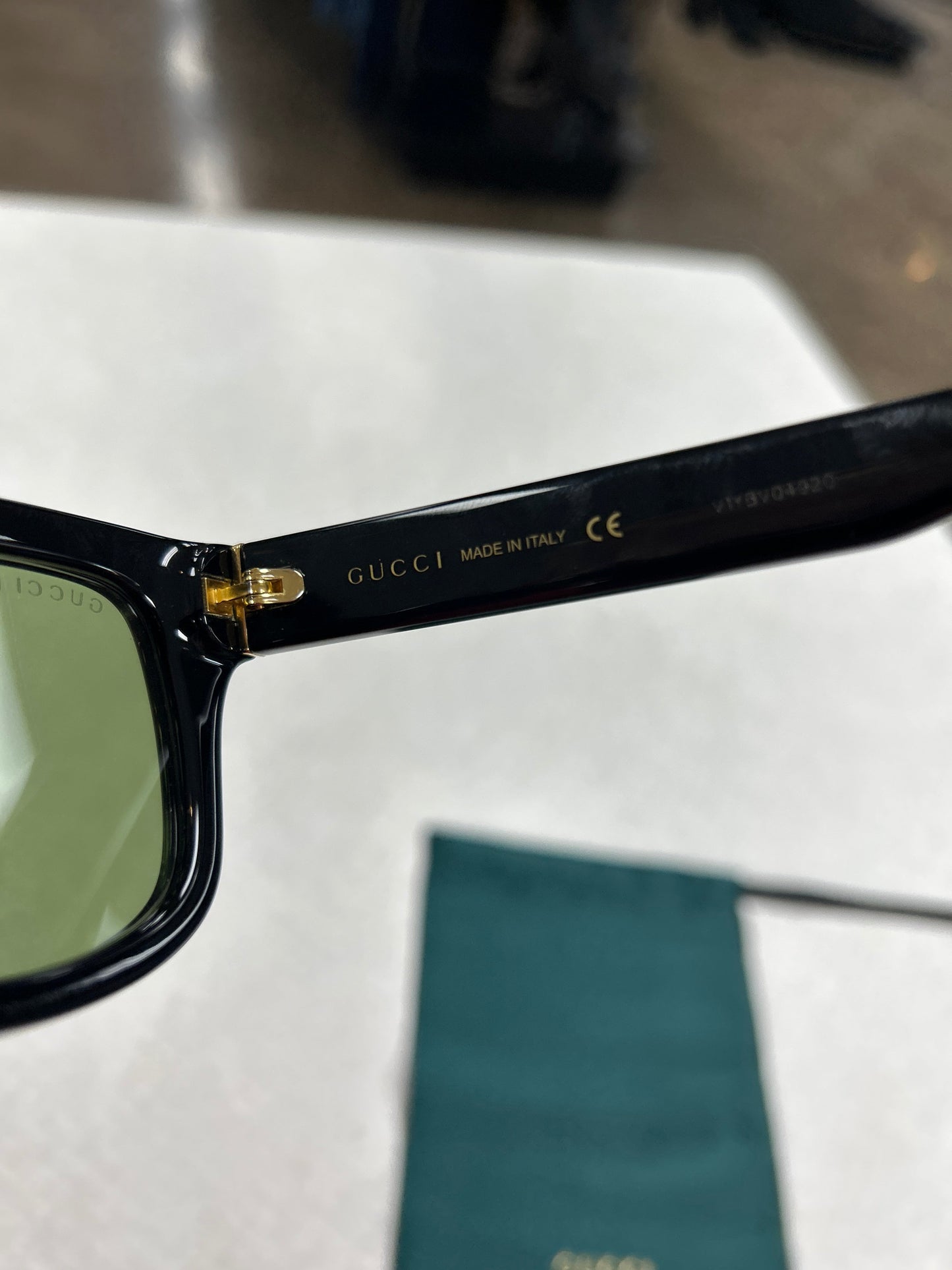 Sunglasses Designer By Gucci