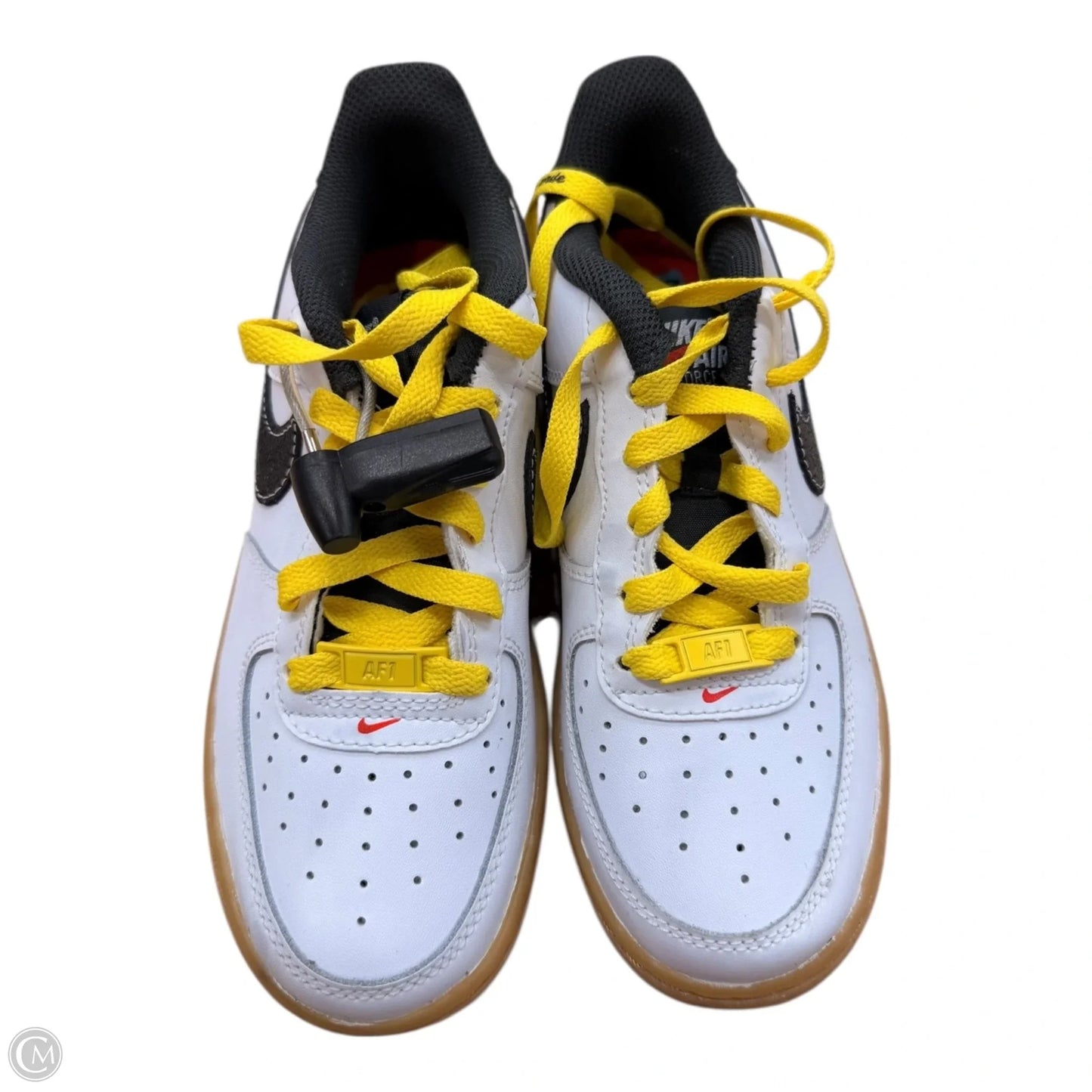 Shoes Athletic By Nike In White, Size: 5