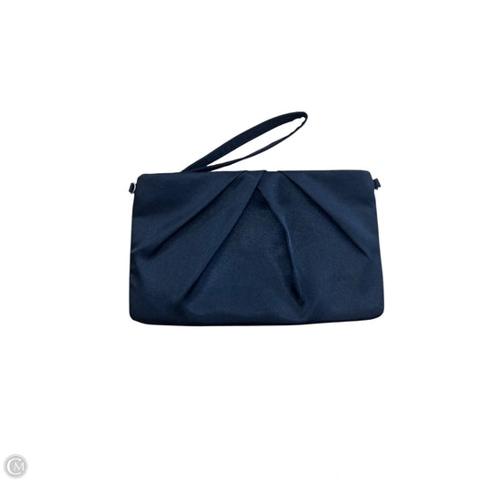 Wristlet By Charming Charlie, Size: Small
