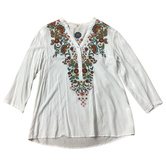 Blouse Long Sleeve By Solitaire In White, Size: L