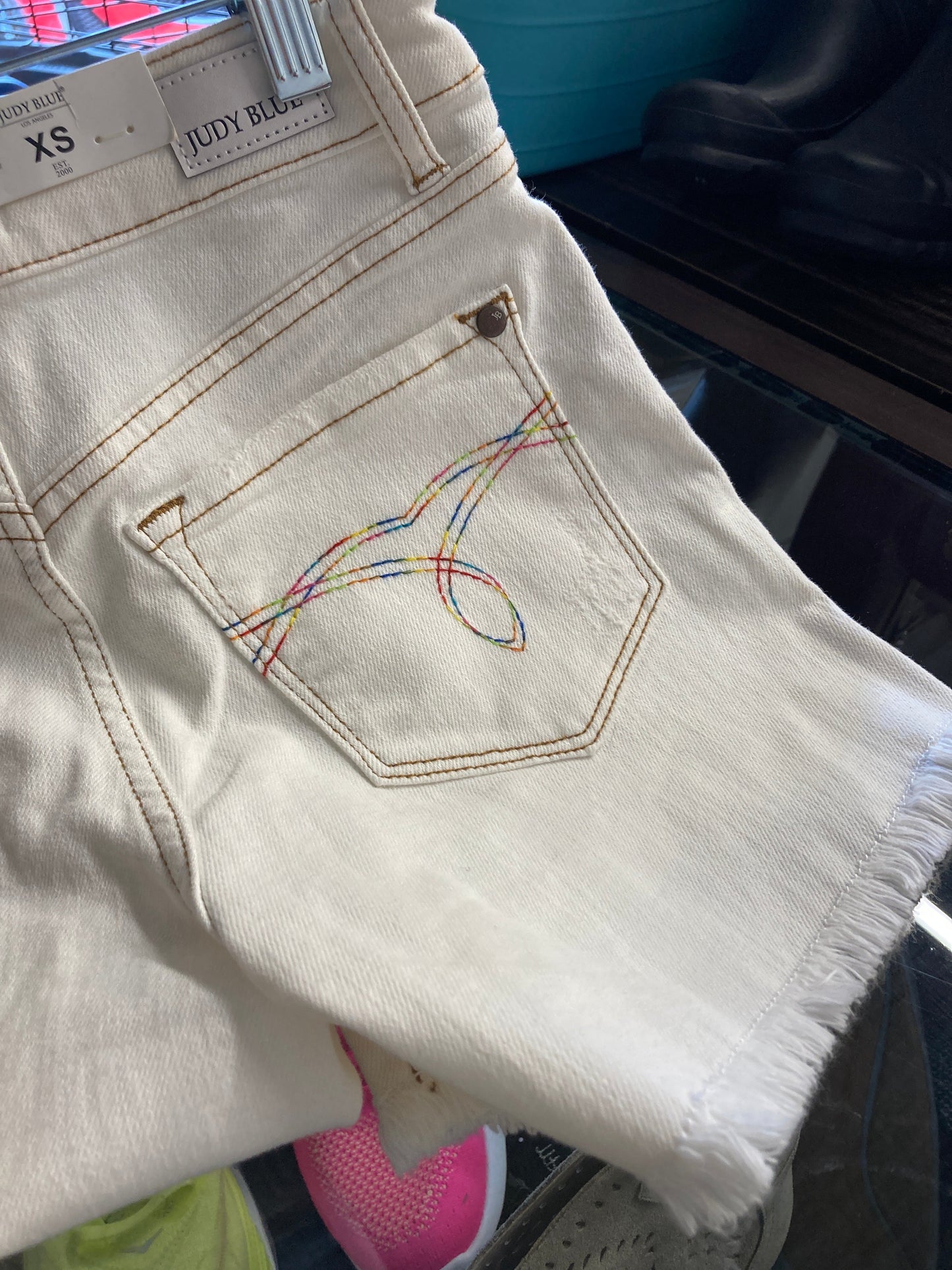 Shorts By Judy Blue In White Denim, Size:0