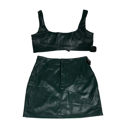 Skirt Set 2pc By Fashion Nova  Size: L