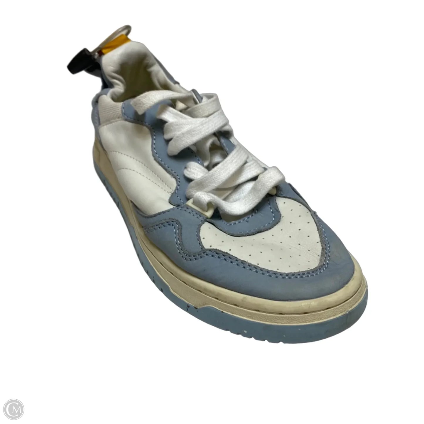 Shoes Sneakers By Oncept In Blue & Cream, Size: 8.5
