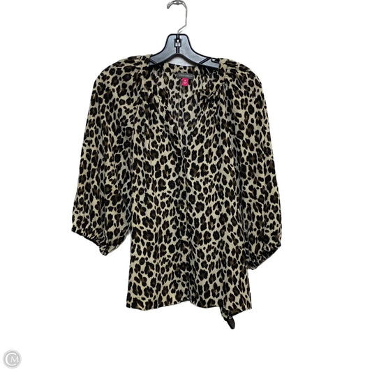 Top Long Sleeve By Vince Camuto In Animal Print, Size: M