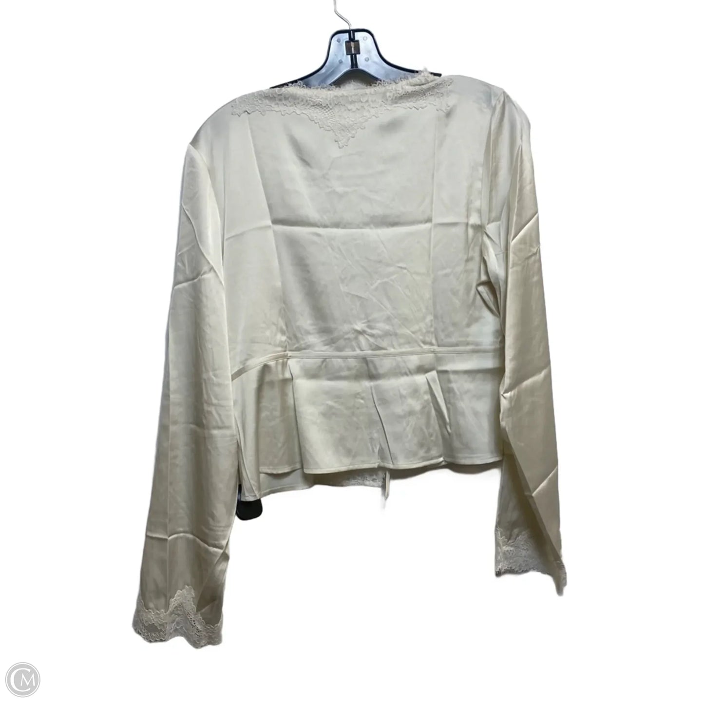 Top Long Sleeve By Abercrombie And Fitch In Cream, Size: M