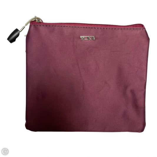 Clutch Designer By Tumi, Size: Small