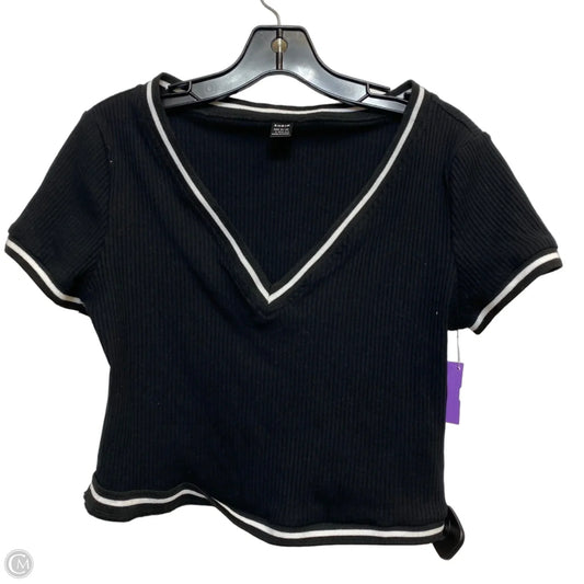 Top Short Sleeve By Shein In Black, Size: L