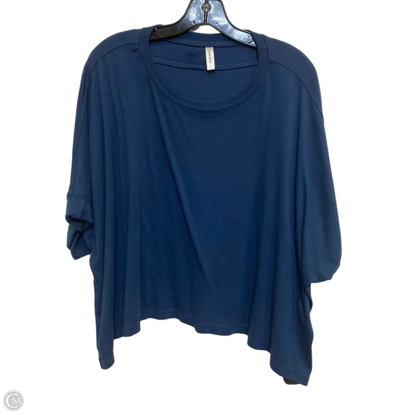Top Short Sleeve By Dokotoo In Blue, Size: L