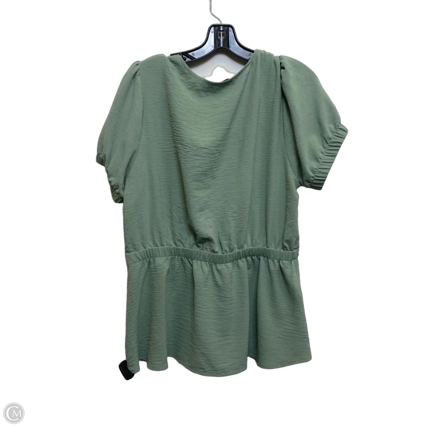Top Short Sleeve By Gilli In Green, Size: Xl