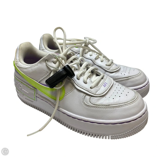 Shoes Sneakers By Nike In White, Size: 8