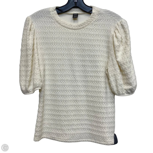 Top Short Sleeve By Shein In Cream, Size: M