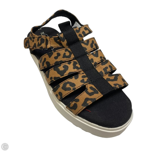 Sandals Flats By Toms In Animal Print, Size: 9